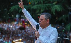Özel’in AK Partili Trabzonluları "beceriksizlikle" itham etmesi tepkiyle karşılandı
