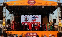 Arsin’de Festival  Şehit Haberiyle Yarıda Kesildi