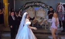 Rumen şarkıcı Otilia düğünde sahne aldı