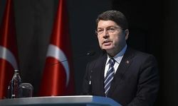 CHP Genel Başkanı Özel’in, Cumhurbaşkanı Erdoğan’a yönelik hakaret içeren sözlerine ilişkin soruşturma başlatıldı