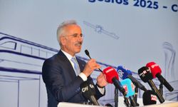 Bakan Uraloğlu:Trabzon'a '175 milyar liralık yatırım,265 kilometre bölünmüş yol' yaptık