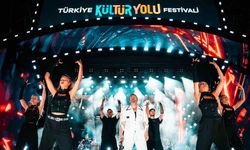 Kültür Yolu Festivali’nde Murat Dalkılıç sahne aldı