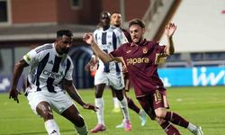 Trendyol Süper Lig: Kasımpaşa: 0 - Trabzonspor: 0 (İlk yarı)