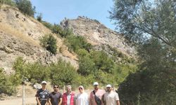 TÜGVA’lı gençlerden çevre temizliği