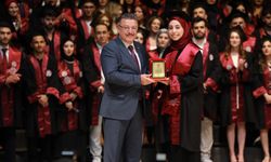 Başkan Genç,Üniversite okuyacak gençleri Trabzon'a davet etti