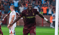 Trendyol Süper Lig: Trabzonspor: 1 - Samsunspor: 0 (İlk yarı)
