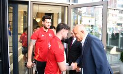Ampute Milli Takımı’ndan Büyükşehir’e ziyaret