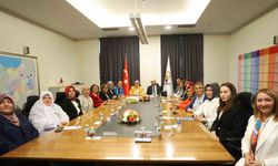 AK Parti Kadın Kolları’ndan Kadın Belediye Başkanlarıyla İstişare Toplantısı