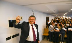 Büyükşehir'den dijital eğitim desteği