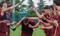Trabzonspor’un yeni transferi Ernest Muçi ilk antrenmanına çıktı