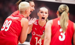 A Milli Kadın Voleybol Takımı, Dünya Şampiyonası'nda tarihinde ilk kez yarı finalde
