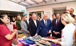 Vali Aziz Yıldırım AMATEM El Sanatları Sergisini ziyaret etti