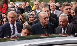Cumhurbaşkanı Erdoğan cuma namazını Güneysu Merkez Camii’nde kıldı