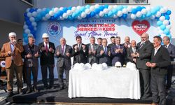 Ahmet Kaya, Yomra Belediyesi’nin ‘Çocukluk Etkinlik Merkezi ve Kreş’ projesinin temel atma törenine katıldı