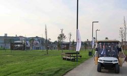 Cumhurbaşkanı Erdoğan, Atatürk Havalimanı Millet Bahçesi’nde esnafı ziyaret etti