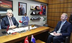 AK Parti Trabzon Milletvekili Yılmaz Büyükaydın, Yeni Zelanda Büyükelçisi Greg Lewis’i TBMM’de ağırladı