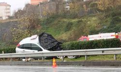 Trafik kazası: Otomobil alev aldı