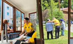 Büyükşehir onbinlerce turiste yardımcı oldu