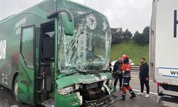 Konyaspor otobüsü kaza yaptı