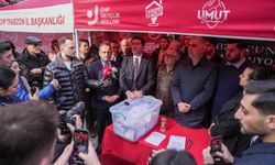 Başkan Kaya,referandum standını ziyaret etti