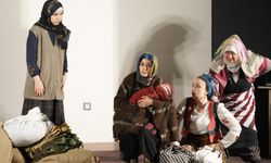 Büyükşehir'den ilçelerde tiyatro şöleni