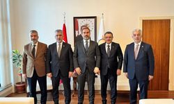 AK Parti Trabzon heyeti, şehrin gündemini masaya yatırdı