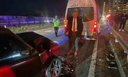 Servis minibüsü ile Tofaş otomobil çarpıştı