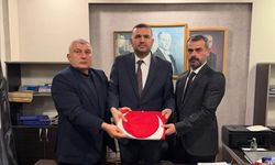 MHP Arsin İlçe Başkanlığı’nda Devir-Teslim töreni gerçekleştirildi