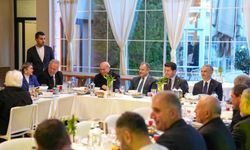 Başkan Kaya,CHP örgütünü iftarda ağırladı