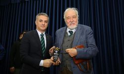 İlber Ortaylı’nın ismi Yomra’da yaşatılacak!