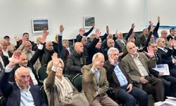 Artvinliler Hizmet Vakfı Başkanı Esen Yağcı güven tazeledi