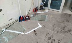 Amatör lig maçında olay çıktı: Musluklar söküldü, camlar kırıldı