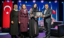 Kanadalı yazar Jenny Molendyk, nasıl din değiştirdiğini anlattı