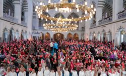 Hanife Hatun Camii çocuklarla şenlendi
