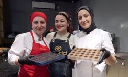 TTSO öğrencilere çikolata yapmayı öğretiyor