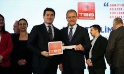 Başkan Kaya,TBB'nin hibe ettiği iş makinesini teslim aldı