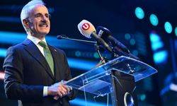 Bakan Uraloğlu: '10 gün içerisinde yaklaşık 8 milyon yeni 5G abonesi daha bu teknoloji ile tanışarak 29 milyonu aştı'