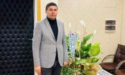 Belediye başkanının sekreterine satırla saldırı