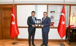 Bakan Yardımcısı Boyraz'dan Büyükşehir'e ziyaret