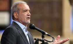 İran Cumhurbaşkanı Pezeşkiyan: 'İran, tehdit ve abluka altında dayatılan bir müzakereyi kabul etmeyecek'