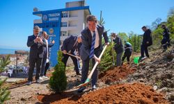 Başkan Kaya,Doğa ve Hukuk Ormanı için fidan dikti
