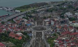 Karadeniz Sahil Yolu viyadüklerle Değirmendere Tüneli'ne bağlanıyor