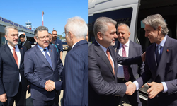 Bakan Uraloğlu ve Mustafa Demir Gümüşhane programı için Trabzon'da karşılandı