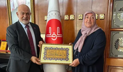 68 Yaşında hafız olmanın sevincini yaşadı