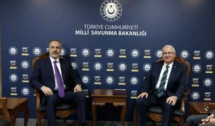 Milli Savunma Bakanı Yaşar Güler ile Dışişleri Bakanı Hakan Fidan IDEF’te görüştü