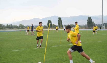 Muşspor, 2. Lig hazırlıklarını sürdürüyor