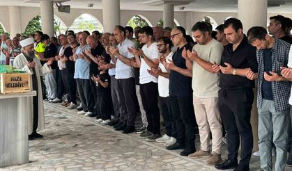 Rize’deki kazada hayatını kaybeden kadının cenazesi Artvin’e gönderildi