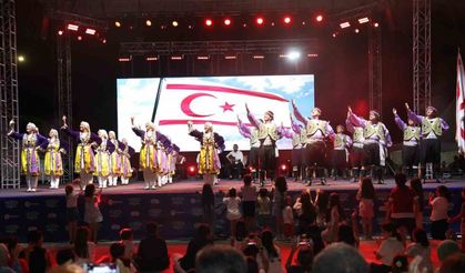 Samsun’da ’Uluslararası Halk Oyunları Festivali’ coşkusu