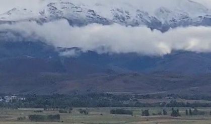 Temmuz’da kar sürprizi: Bayburt’un Soğanlı Dağı’na kar yağdı