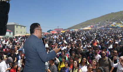 Türkiye teröre diz çöktürmüştür